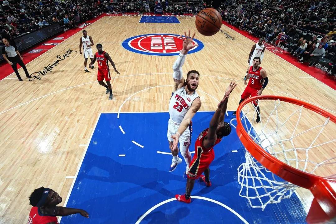  关键先生挺身而出助球队惊险过关