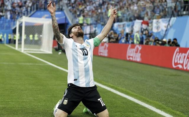  梅西领衔阿根廷队强势晋级美洲杯决赛圈