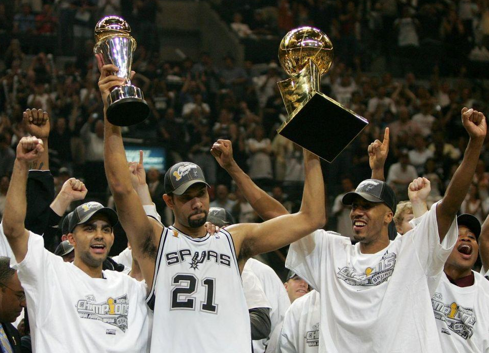  马刺新生代崛起击败西部豪强